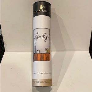 TERESA COLLINS WALL “FAMILY”VINYL ACCENT!